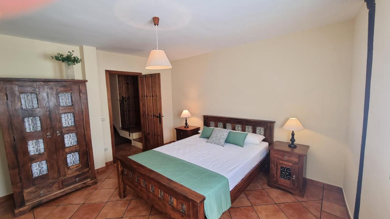 Casa Rural La Posada De Santa Teresa Pastrana Esterno foto