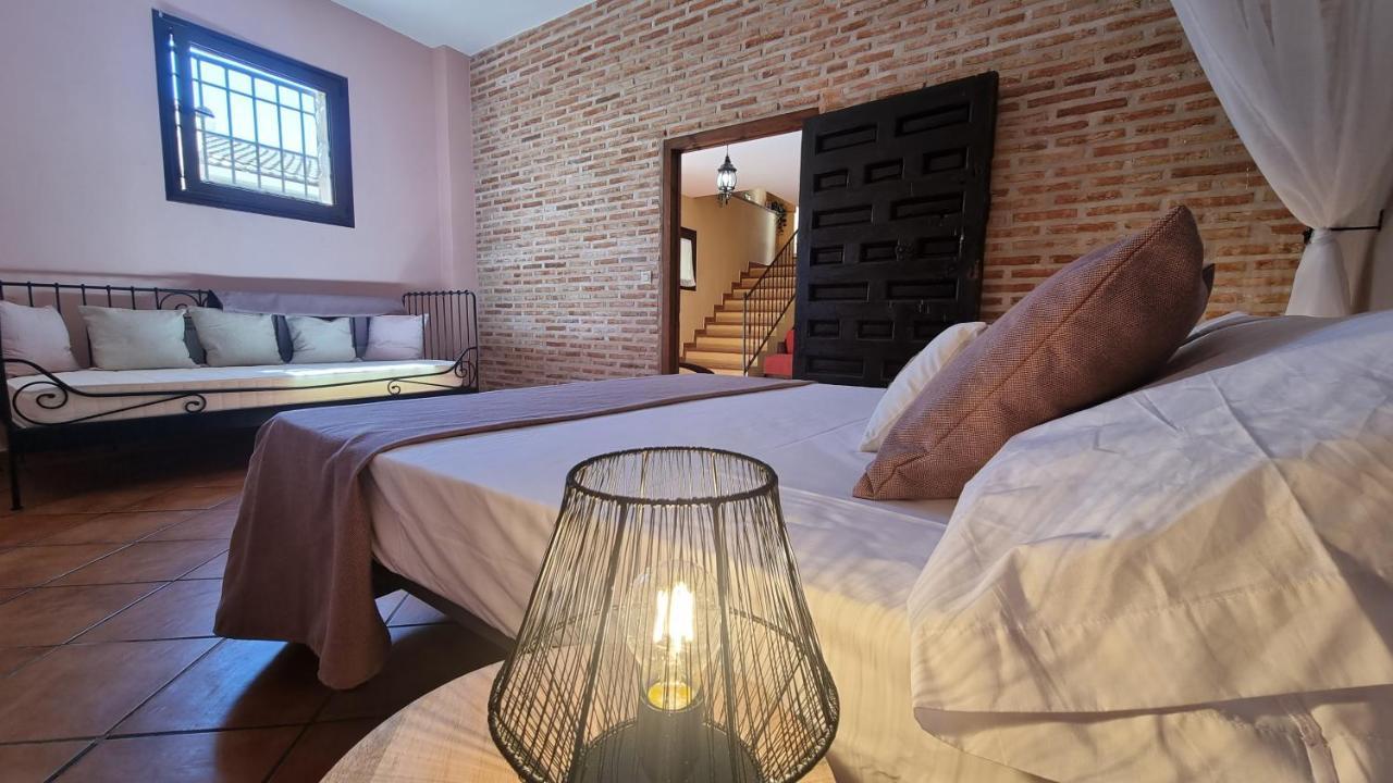 Casa Rural La Posada De Santa Teresa Pastrana Esterno foto