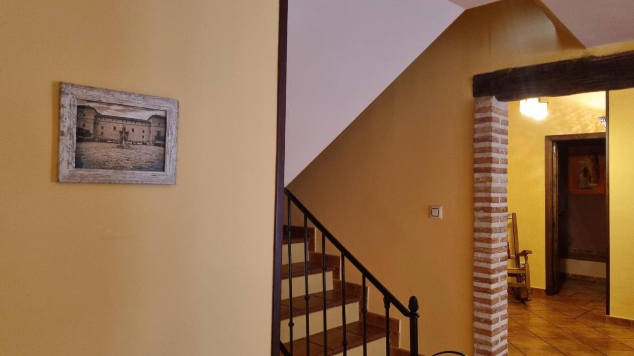 Casa Rural La Posada De Santa Teresa Pastrana Esterno foto